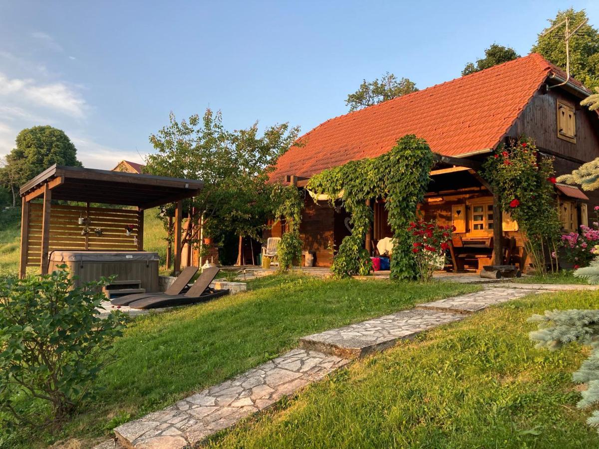 Peacefull family cottage Gornji Desinec Esterno foto